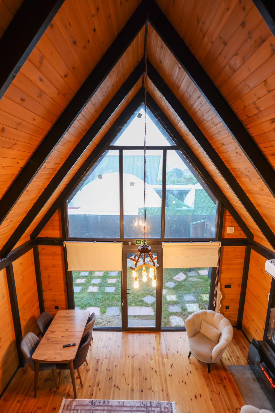 Seçkin Bungalov Isıtmalı Özel Havuzlu